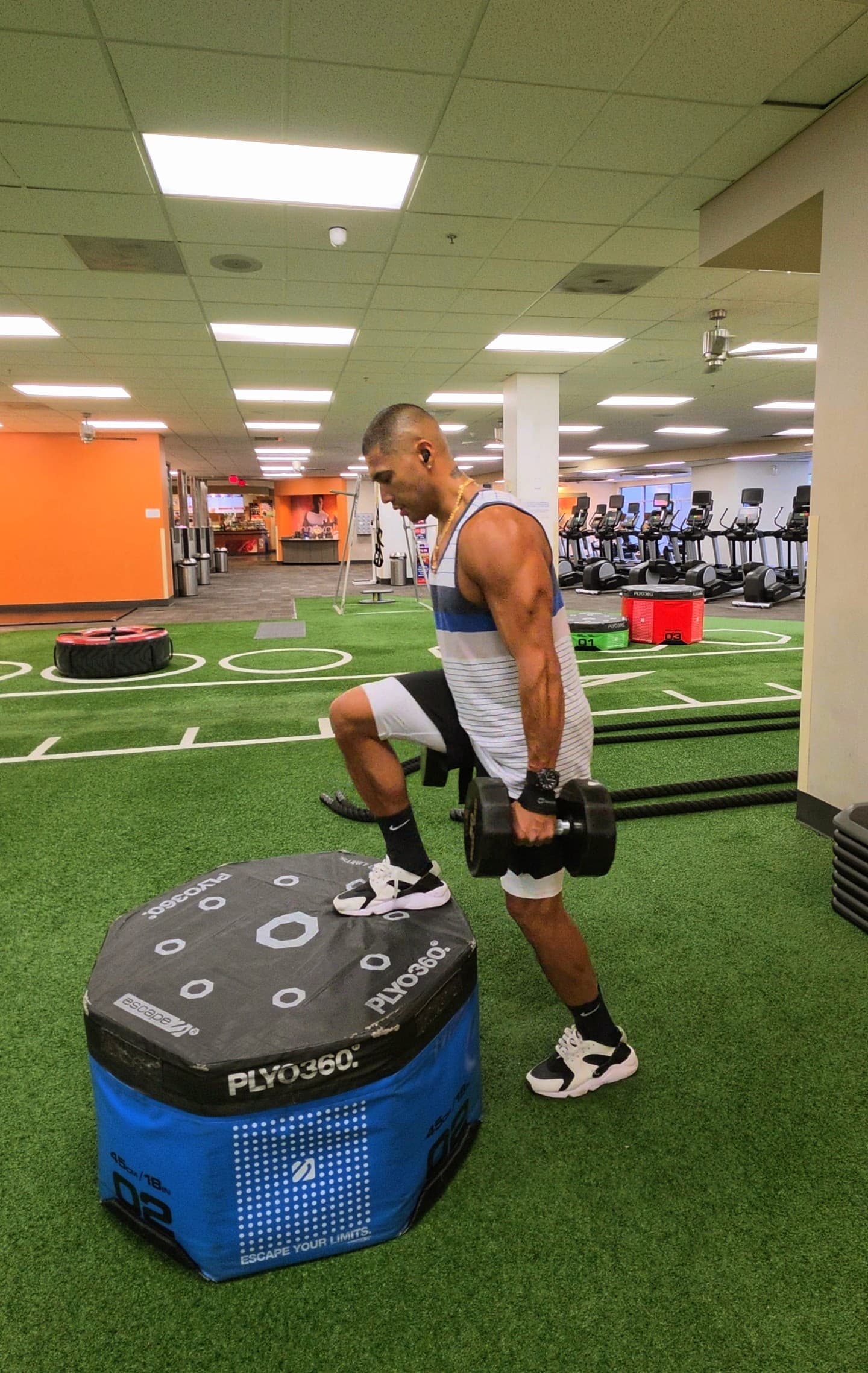 Drew Lauchengco, pull · back + bis