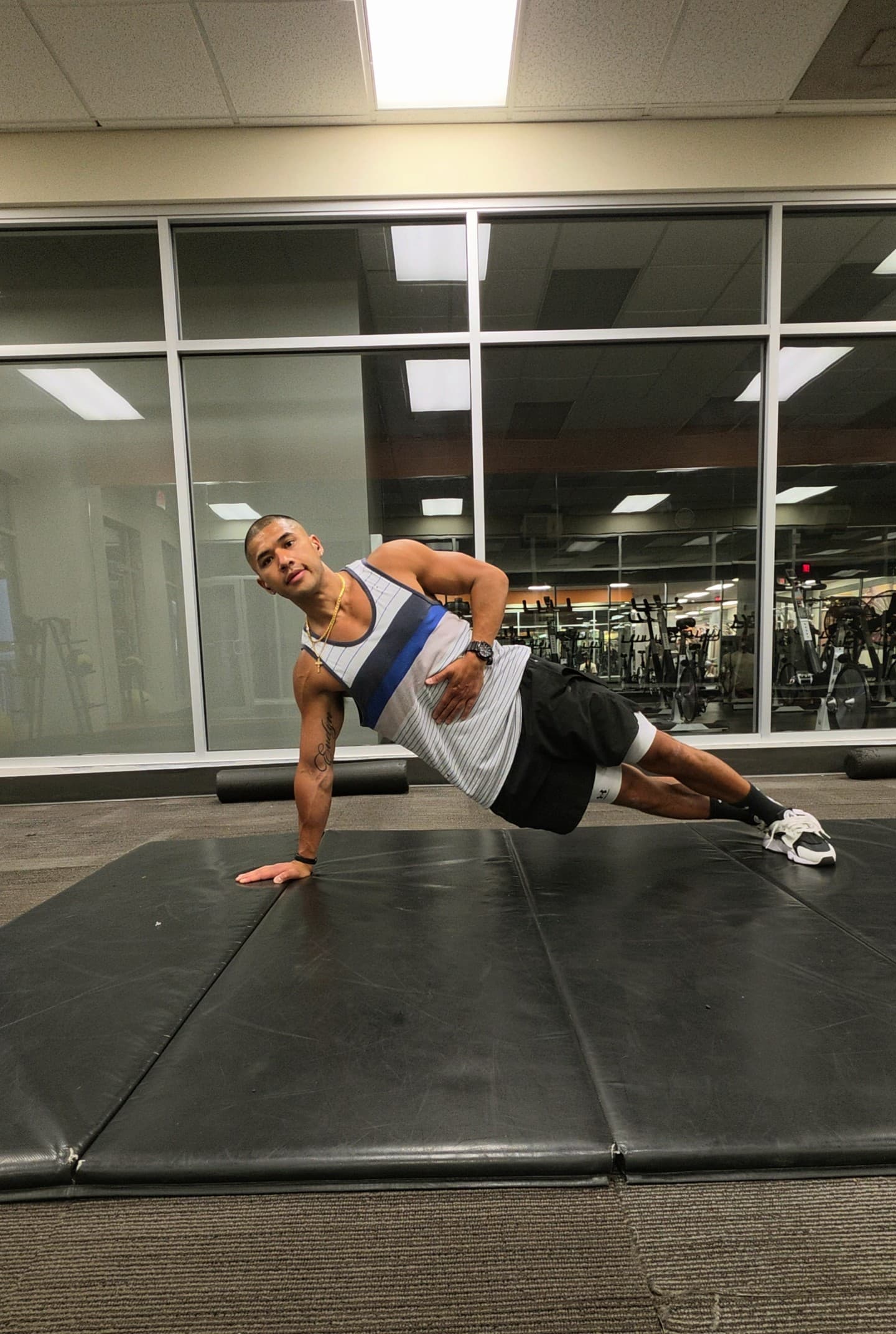 Drew Lauchengco, legs + core